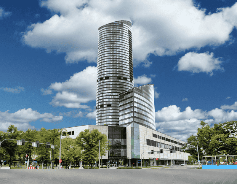 Biroju ēka “Sky Tower” — Vroclava, Polija